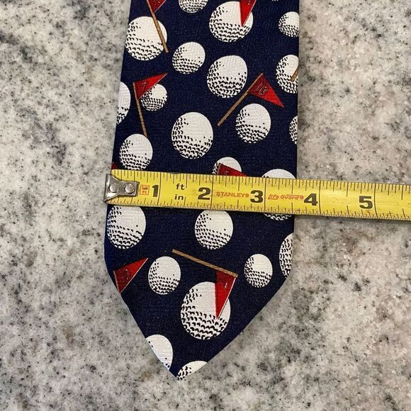 Vintage Golf Golfer Golfballs & Flags Fun Dress Tie Father’s Day Gift - Picture 2 of 3